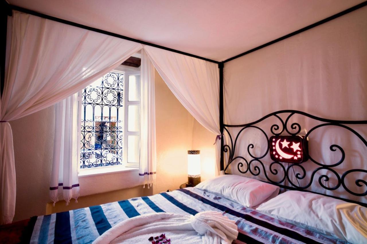 ホテル Riad Laylati エッサウィラ エクステリア 写真