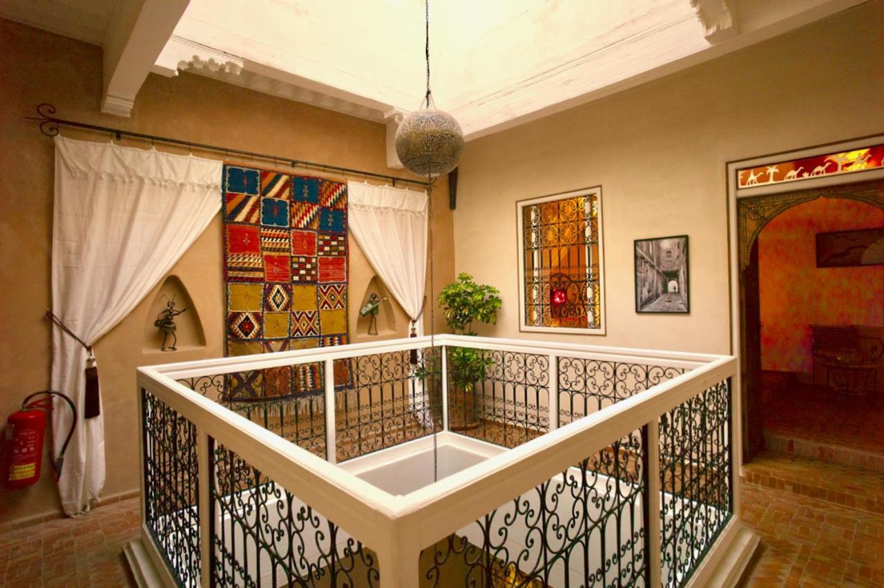 ホテル Riad Laylati エッサウィラ エクステリア 写真
